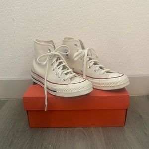 Converse Chuck 70 Vintage Canvas, high tops, women’s size 6